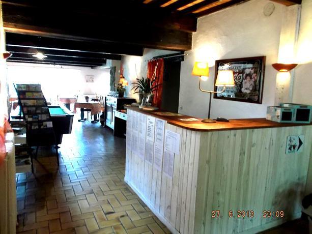 Les Roches Hotell Le Crestet Exteriör bild